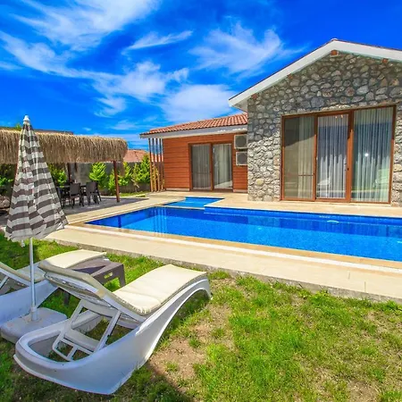 Patara Serenity 3+1 Villa, Oezel Havuzlu,